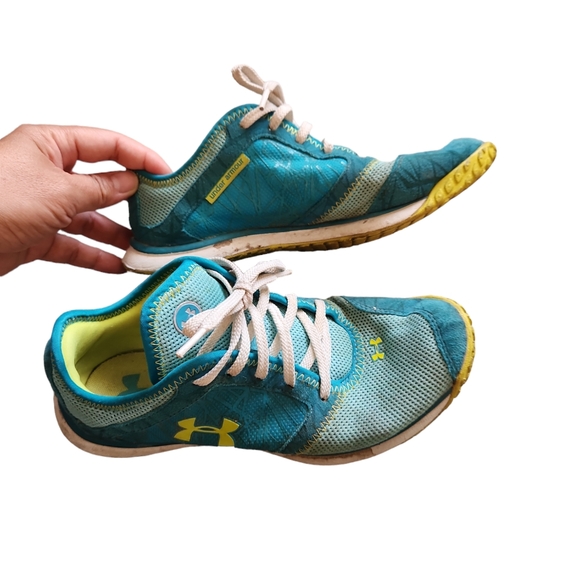 Under Armour sneaker size 8 - Picture 5 of 7